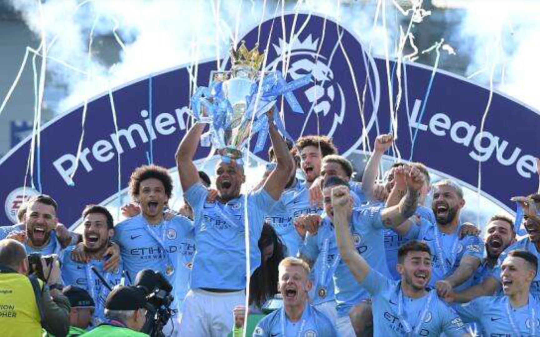 夺冠军奖杯 夺冠军奖杯